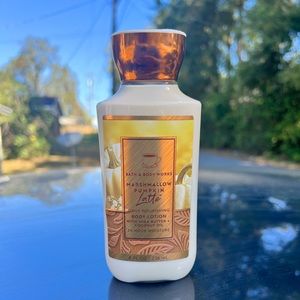 Bath & Body Works Marshmallow Pumpkin Latte lotion
